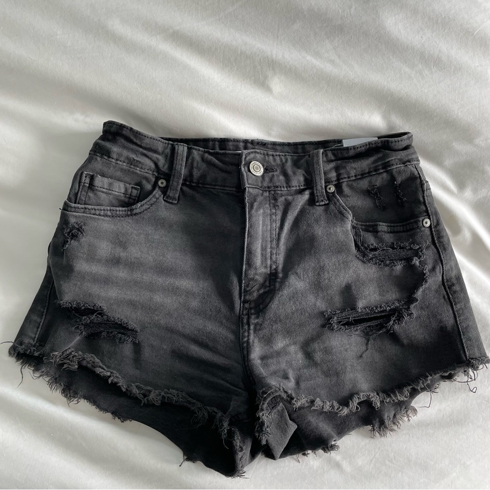 Eunina ripped black jean shorts